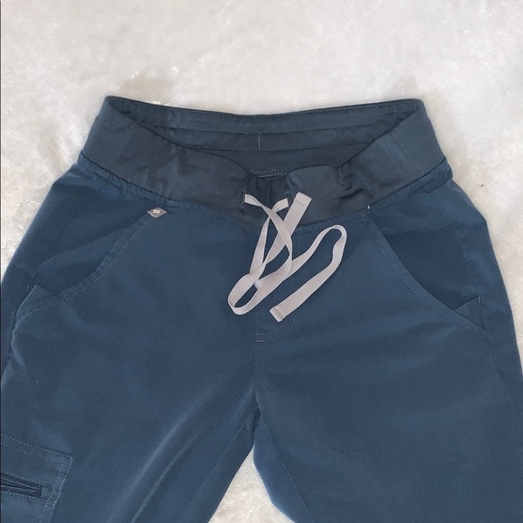 Gently Loved Blue Jogger Scrubs with Drawstring by FIGS - Picture 5 of 10